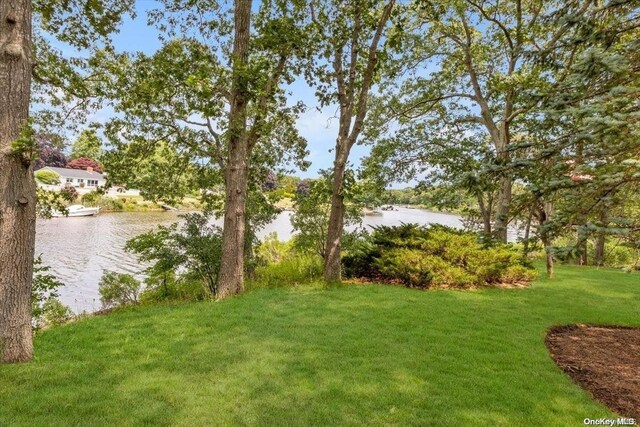633 Pine Neck Rd, Southold, NY 11971 - photo 6