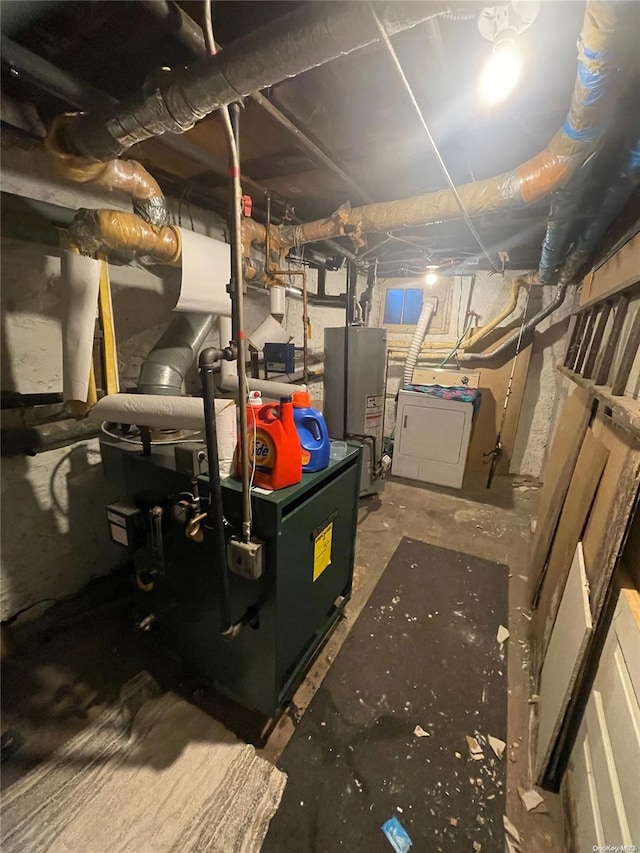 utilities with washer / clothes dryer and gas water heater