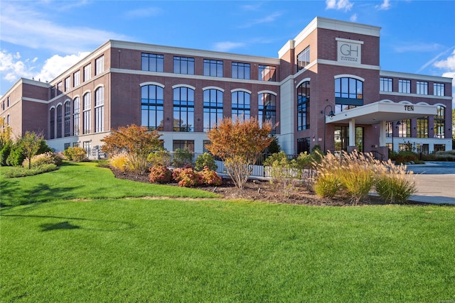 view of building exterior