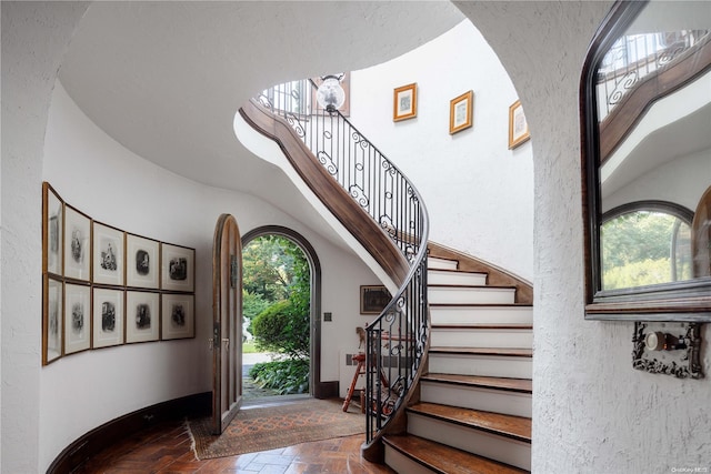 foyer entrance featuring a healthy amount of sunlight