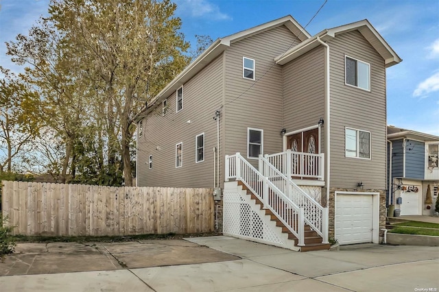 view of front of house featuring a garage