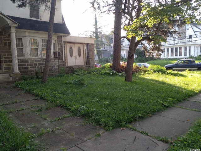 view of yard with cooling unit