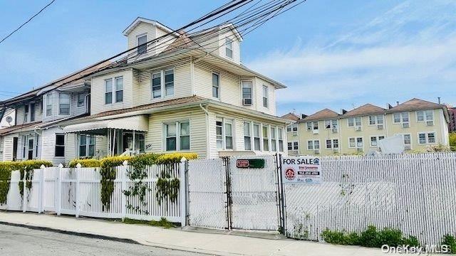13-58 Chandler St, Far Rockaway, NY 11691 - photo 1