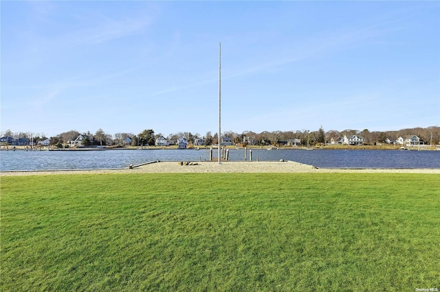 view of yard with a water view