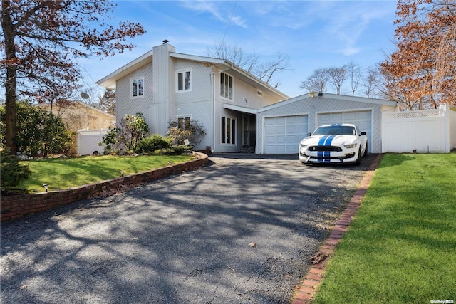 view of front of property with a front lawn