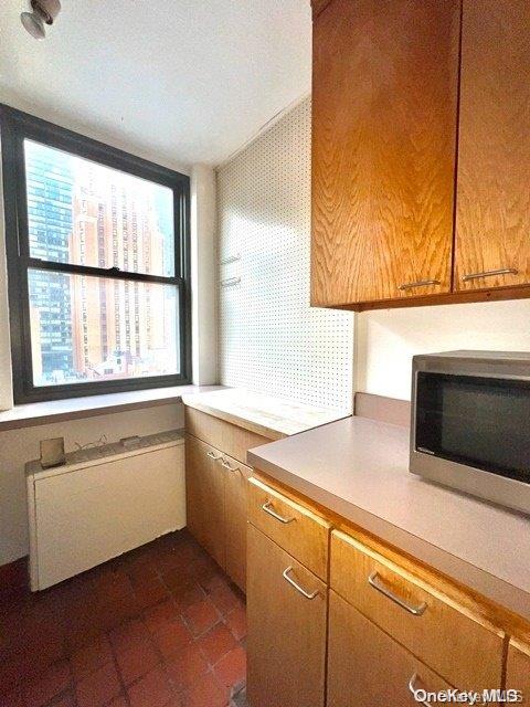 kitchen with a textured ceiling