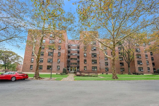 212-03 75th Ave Unit 2C, Oakland Gardens, NY 11364 - photo 3