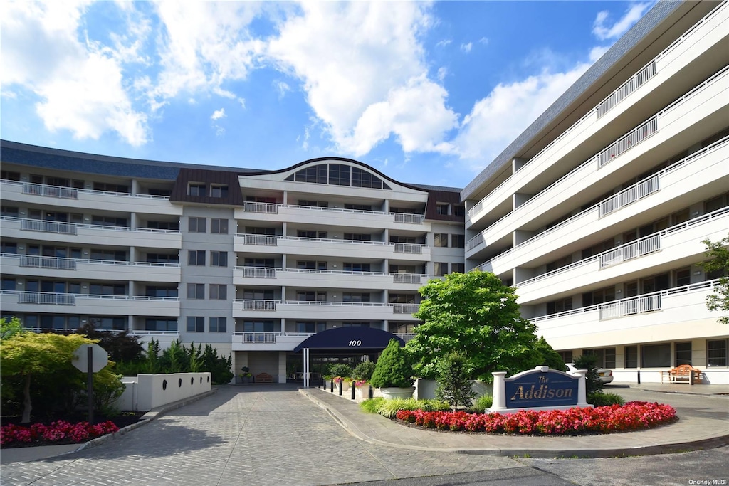 view of building exterior