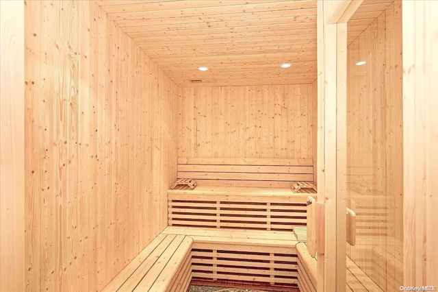 view of sauna / steam room