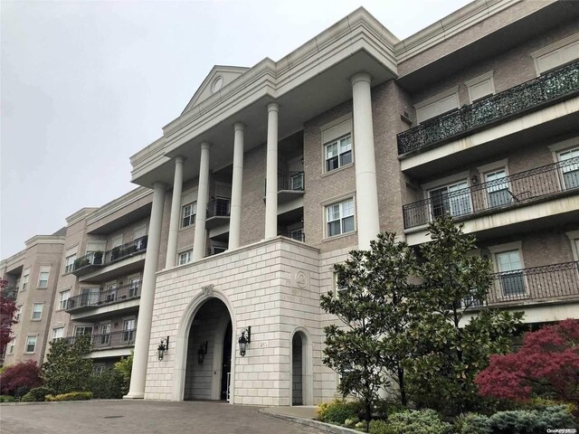 260 Central Ave Unit 124, Lawrence, NY 11559 - view of property