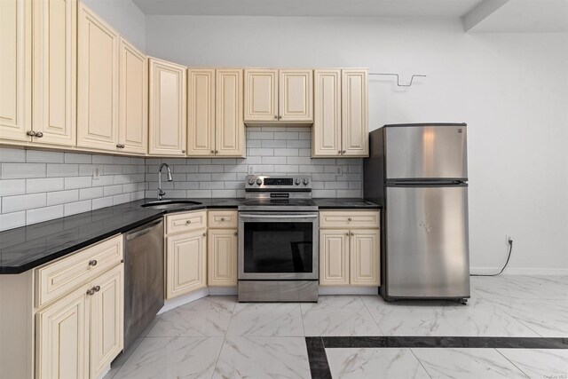 254A Saratoga Ave, Brooklyn, NY 11233 - photo 18