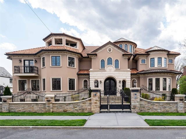 view of mediterranean / spanish house