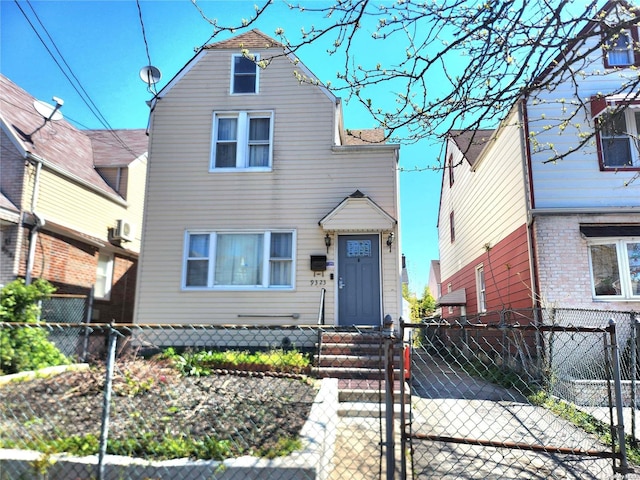 view of front of house