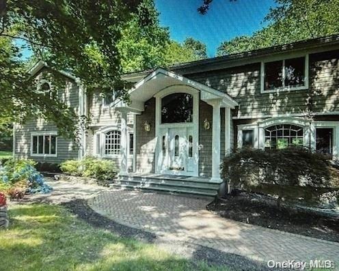 5 Wesley Ct, Huntington, NY 11743 - photo 1
