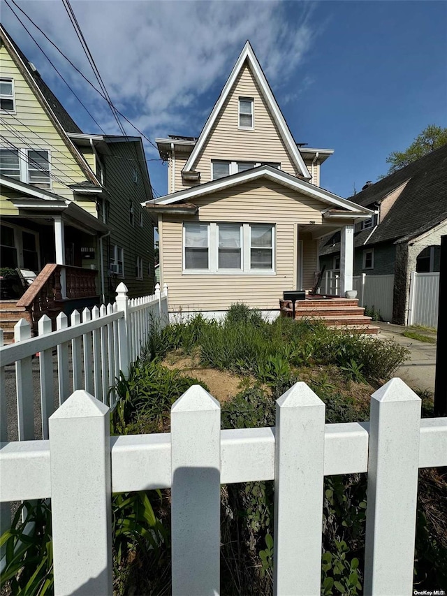 view of front of home