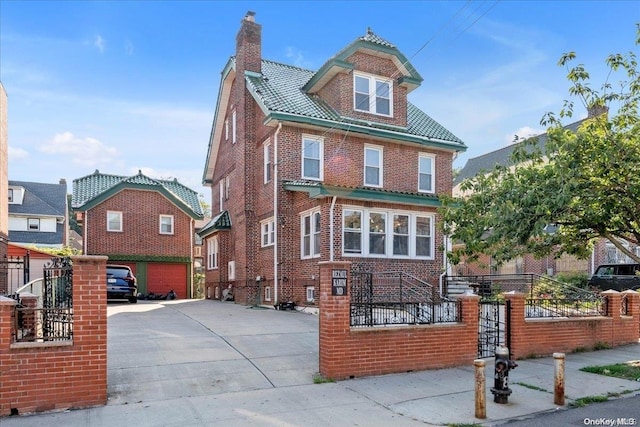 view of front of house featuring a garage