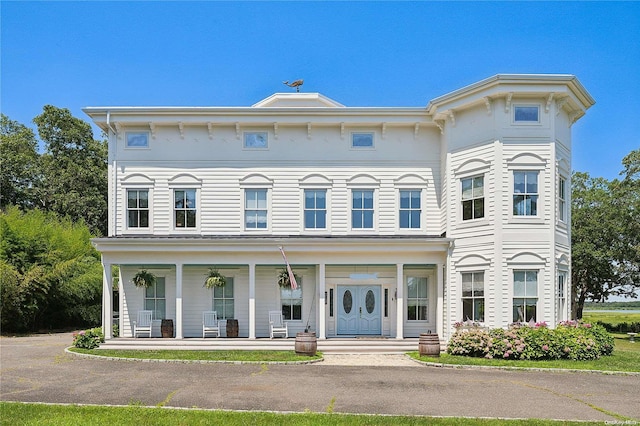 italianate house with covered porch