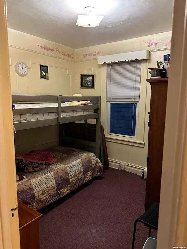 bedroom with carpet