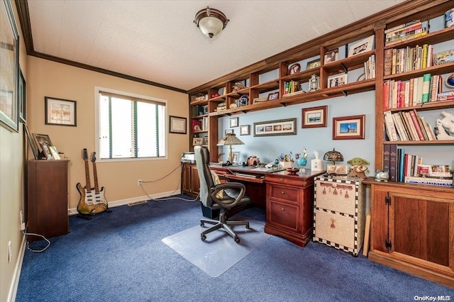 office space featuring a textured ceiling, carpet floors, and crown molding