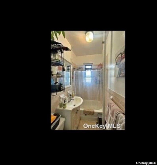 21-78 35th St Unit 5F, Astoria, NY 11105 - full bath with vanity and shower / bath combo