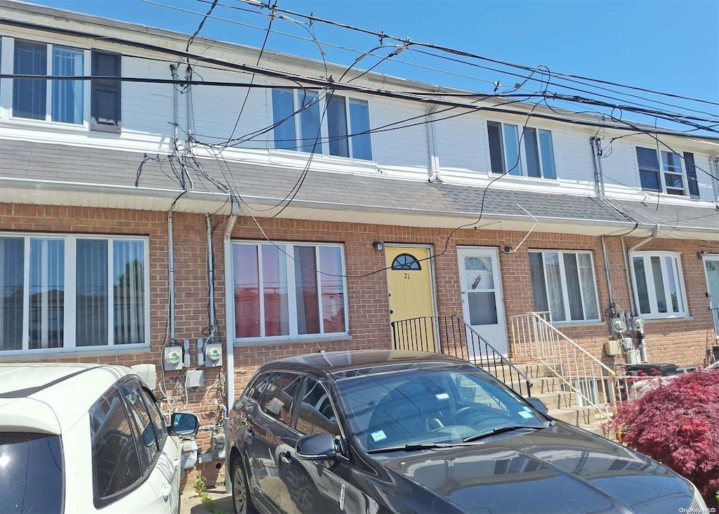21 Spirit Ln, Staten Island, NY 10303 - photo 1
