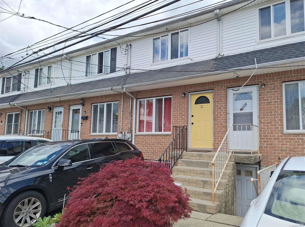 21 Spirit Ln, Staten Island, NY 10303 - photo 2