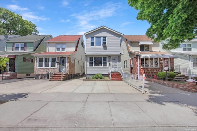 view of front of house