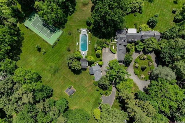 200 Cleft Rd, Mill Neck, NY 11765 - aerial view of a pool