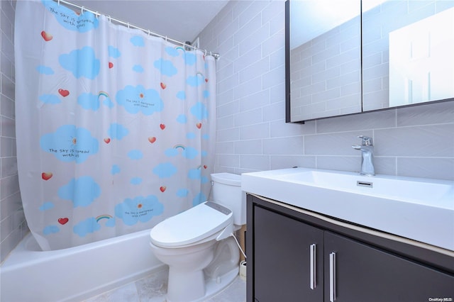 full bathroom with backsplash, toilet, shower / bath combo with shower curtain, vanity, and tile walls