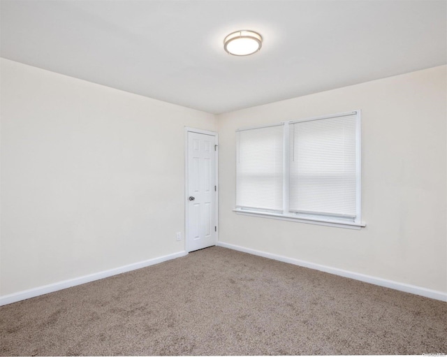 empty room with carpet