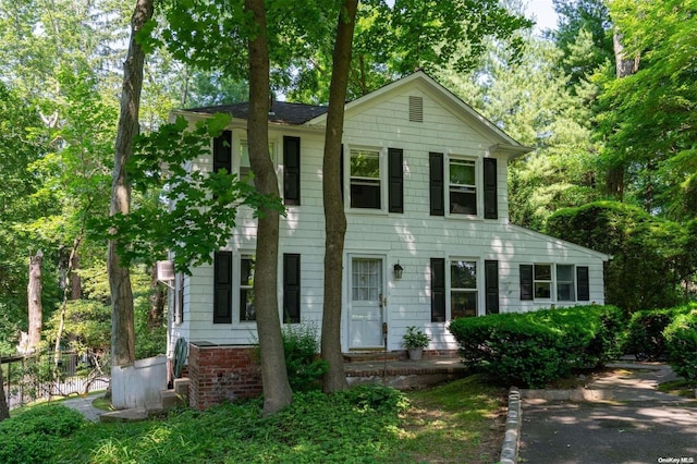 18 Hicks Ln, Sands Point, NY 11050 - colonial house with entry steps