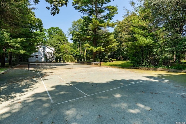 18 Hicks Ln, Sands Point, NY 11050 - view of tennis court