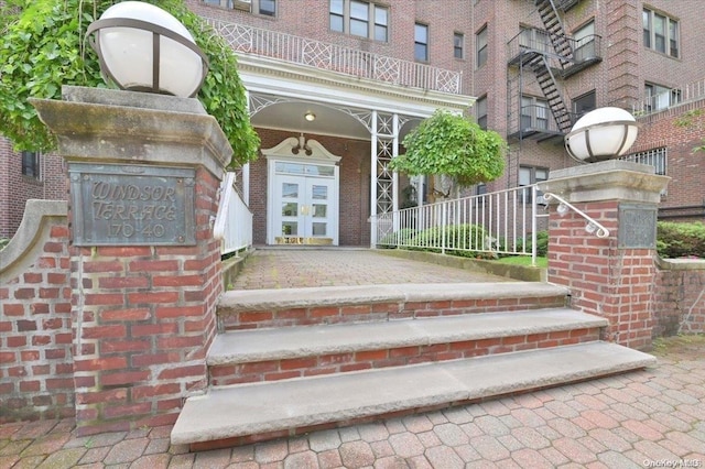 Listing photo 2 for 170-40 Highland Unit 607, Jamaica Estates NY 11432