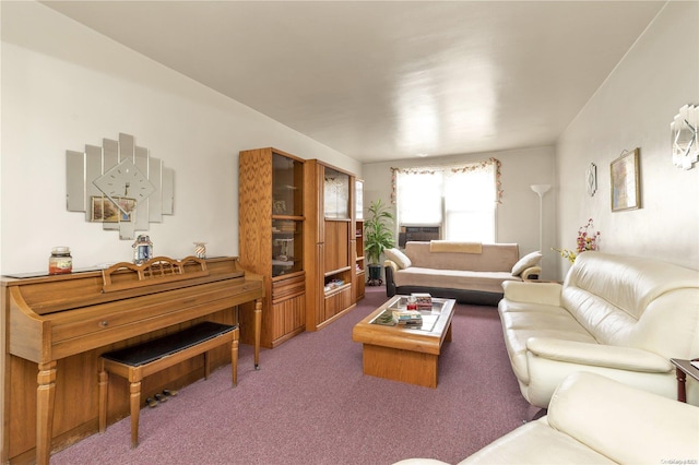 living room with carpet flooring