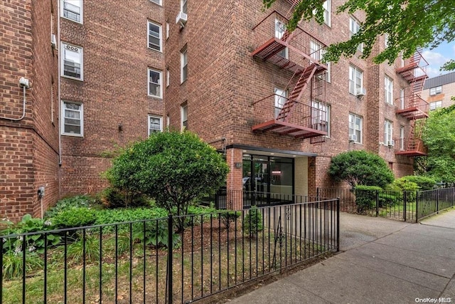 33-04 91st St Unit 5W, Jackson Heights, NY 11372 - view of apartment building / complex