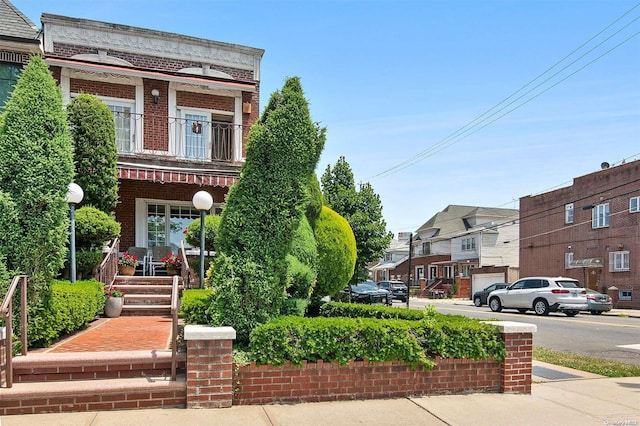 multi unit property with a balcony