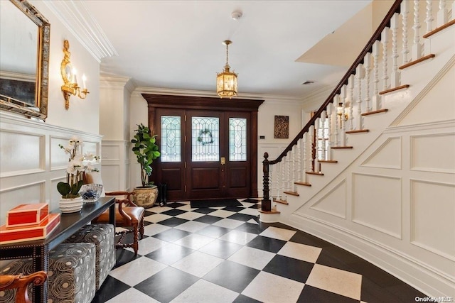 foyer entrance with crown molding