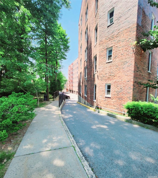 241-20 Northern Blvd Unit 2H, Douglaston, NY 11362 - view of building exterior