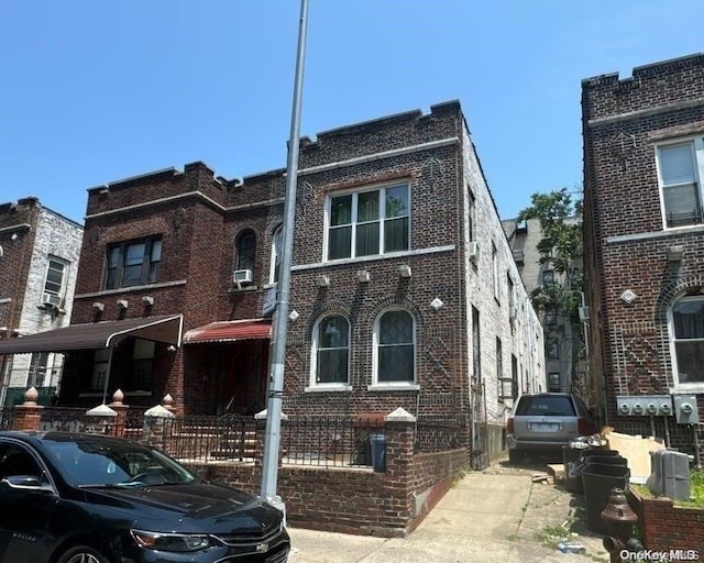 211 E 96th St Unit 4, Brooklyn, NY 11212 - multi unit property featuring brick siding