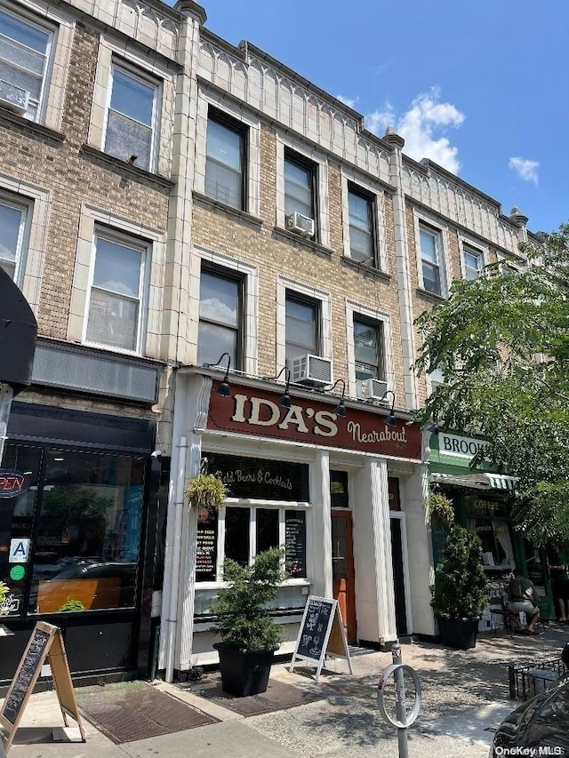 43-13 Queens Blvd, Sunnyside, NY 11104 - view of property featuring cooling unit