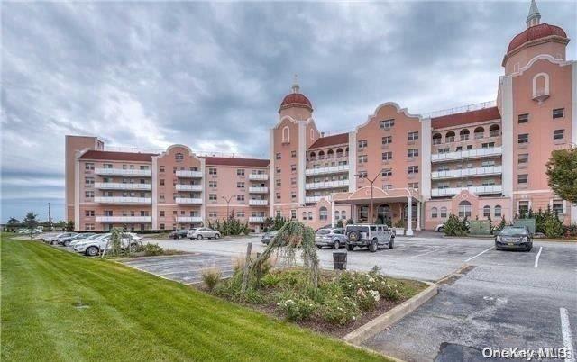 2 Richmond Rd Unit 6T, Lido Beach NY, 11561, 2 bedrooms, 2.5 baths condo for sale