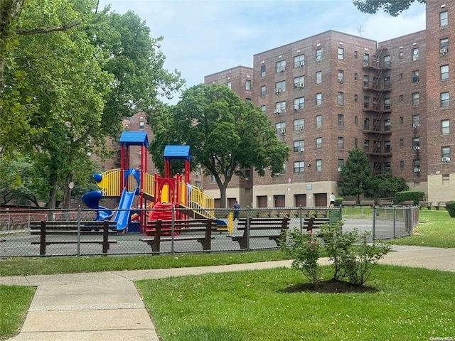139-15 28th Rd Unit 6F, Flushing, NY 11354 - view of community playground