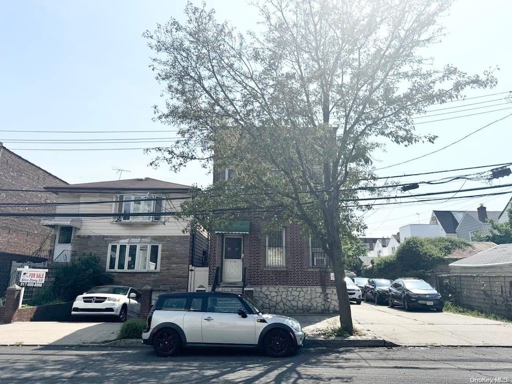 5738 Seabury St, Elmhurst, NY 11373 - photo 1