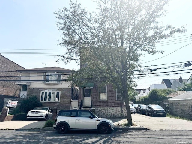 5738 Seabury St, Elmhurst, NY 11373 - photo 1