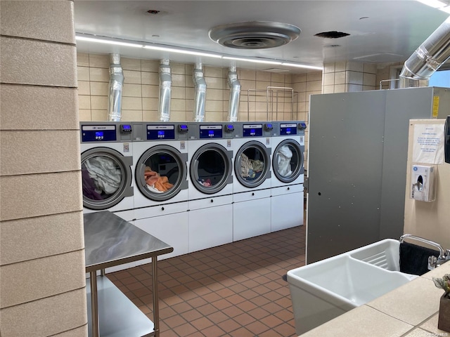 17-85 215th St Unit 6R, Bayside, NY 11360 - shared laundry with separate washer and dryer