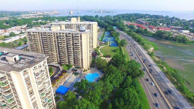 bird's eye view featuring a water view