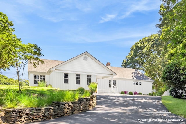 view of front of house