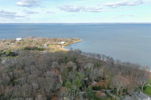 Listing photo 3 for 144 Centre Island Rd, Oyster Bay NY 11771