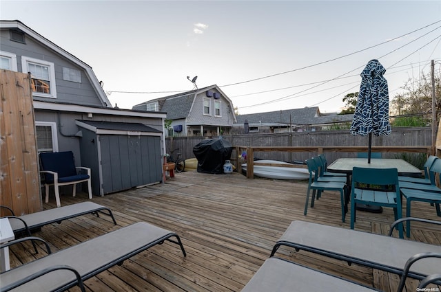 deck with grilling area