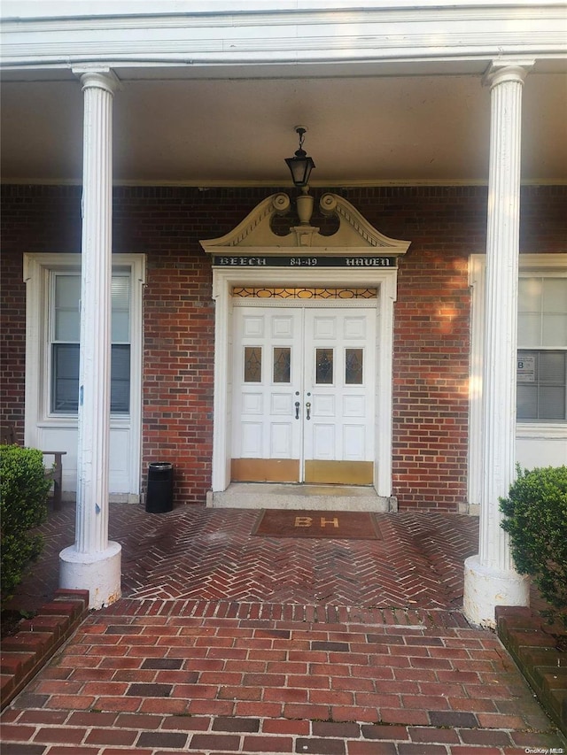 view of entrance to property